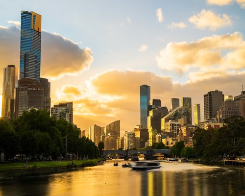 Modern Melbourne stay concept near Southbank with city views