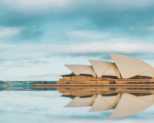 Sydney harbour view reflecting a premium weekend concept
